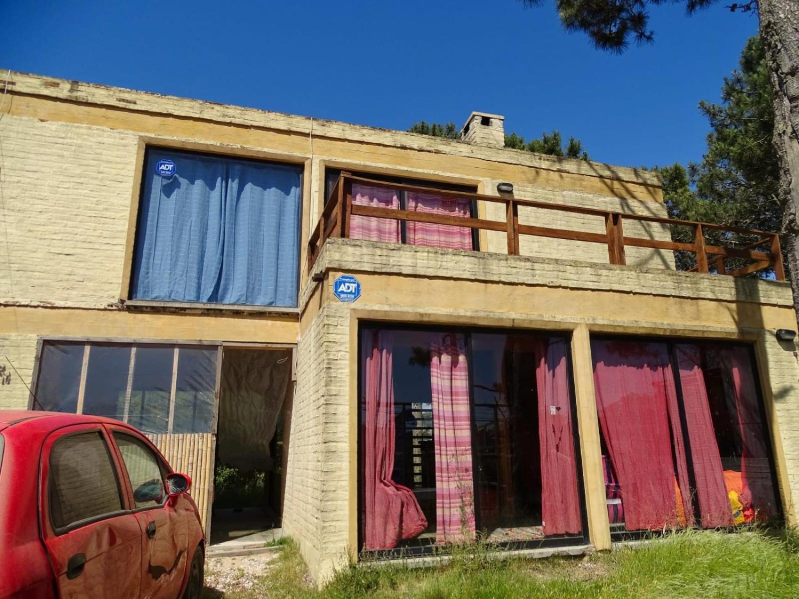 Casa Amarilla Con Jacuzzi Villa Punta Del Diablo Eksteriør bilde